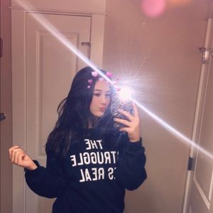 Meet your Posher, Cc